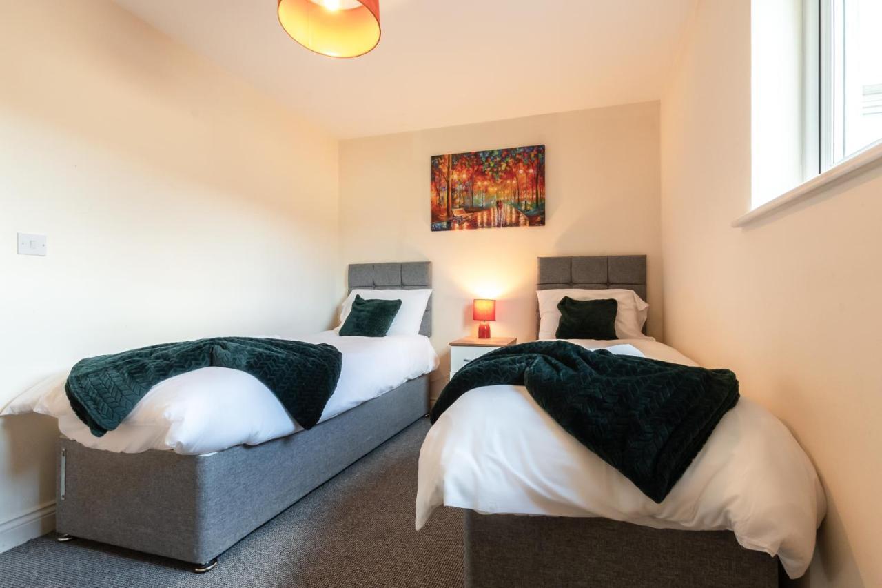 Best Price! 2 Bed City Centre - 4 Single Beds Or 2 Super King, Smart Tvs, Sofa Bed & Free Secure Parking Southampton Extérieur photo