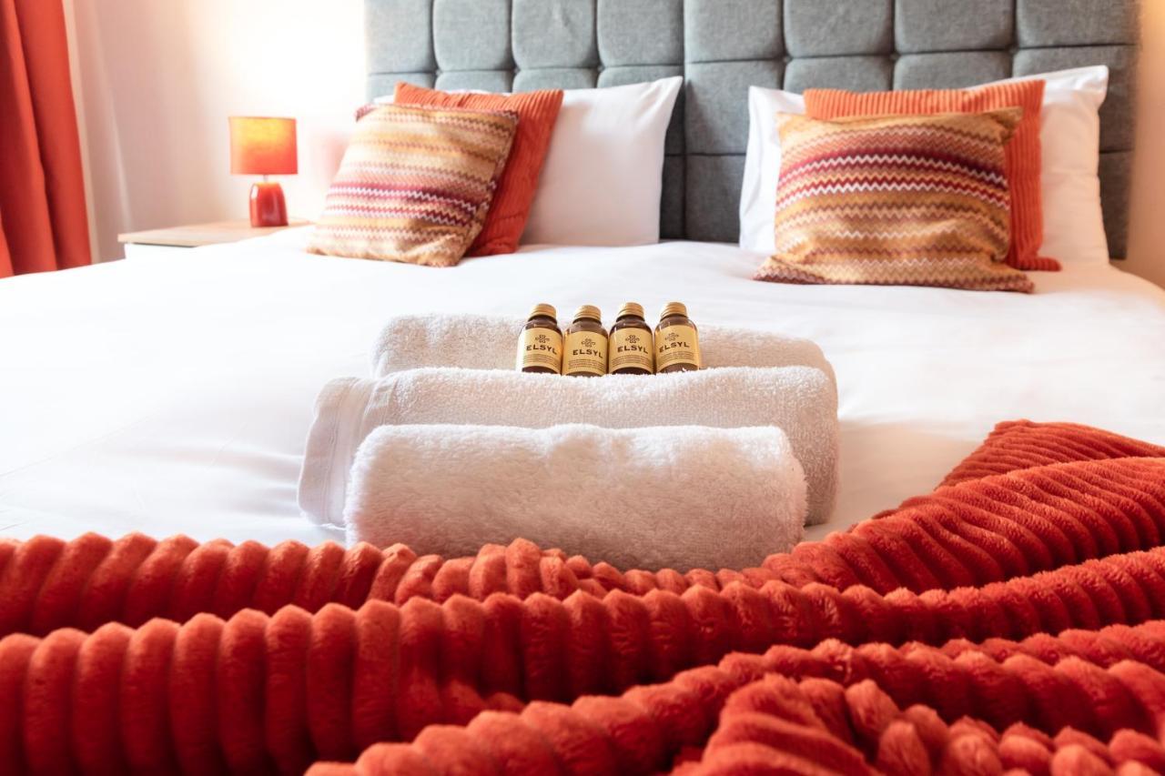 Best Price! 2 Bed City Centre - 4 Single Beds Or 2 Super King, Smart Tvs, Sofa Bed & Free Secure Parking Southampton Extérieur photo